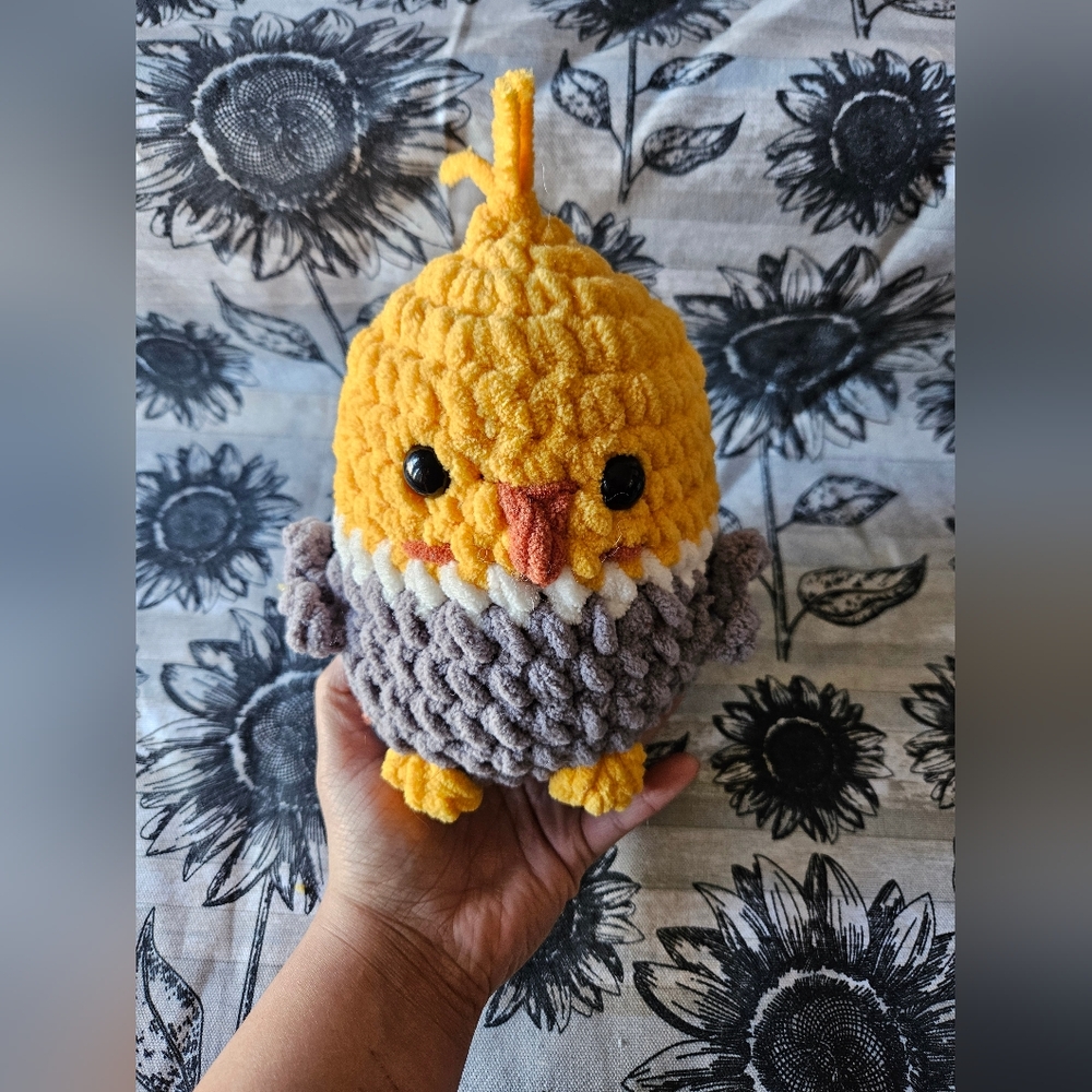 Crochet Cockatiel Bird Amigurumi Plushie Decor